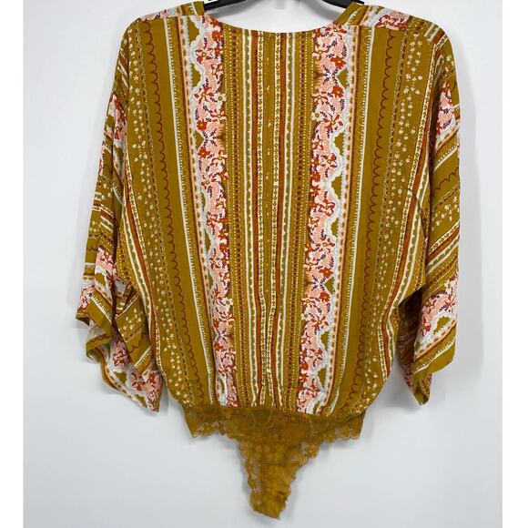 Intimately Free People Womens Gold Patterned Blouse Bodysuit NEW Size XS - Picture 3 of 15